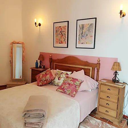 La Biznaga - * Comares